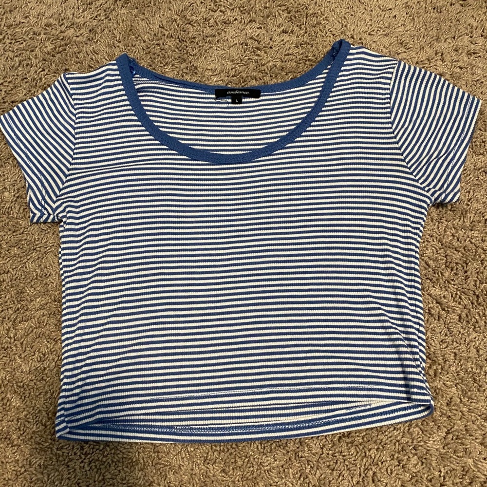 crop tee